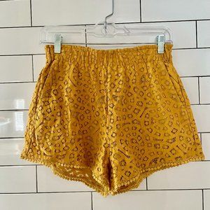 H&M Yellow Lace Shorts Size 4